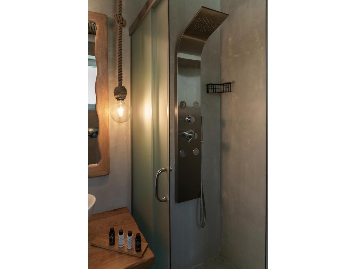 Milesian Suites Adamantas  Exterior photo